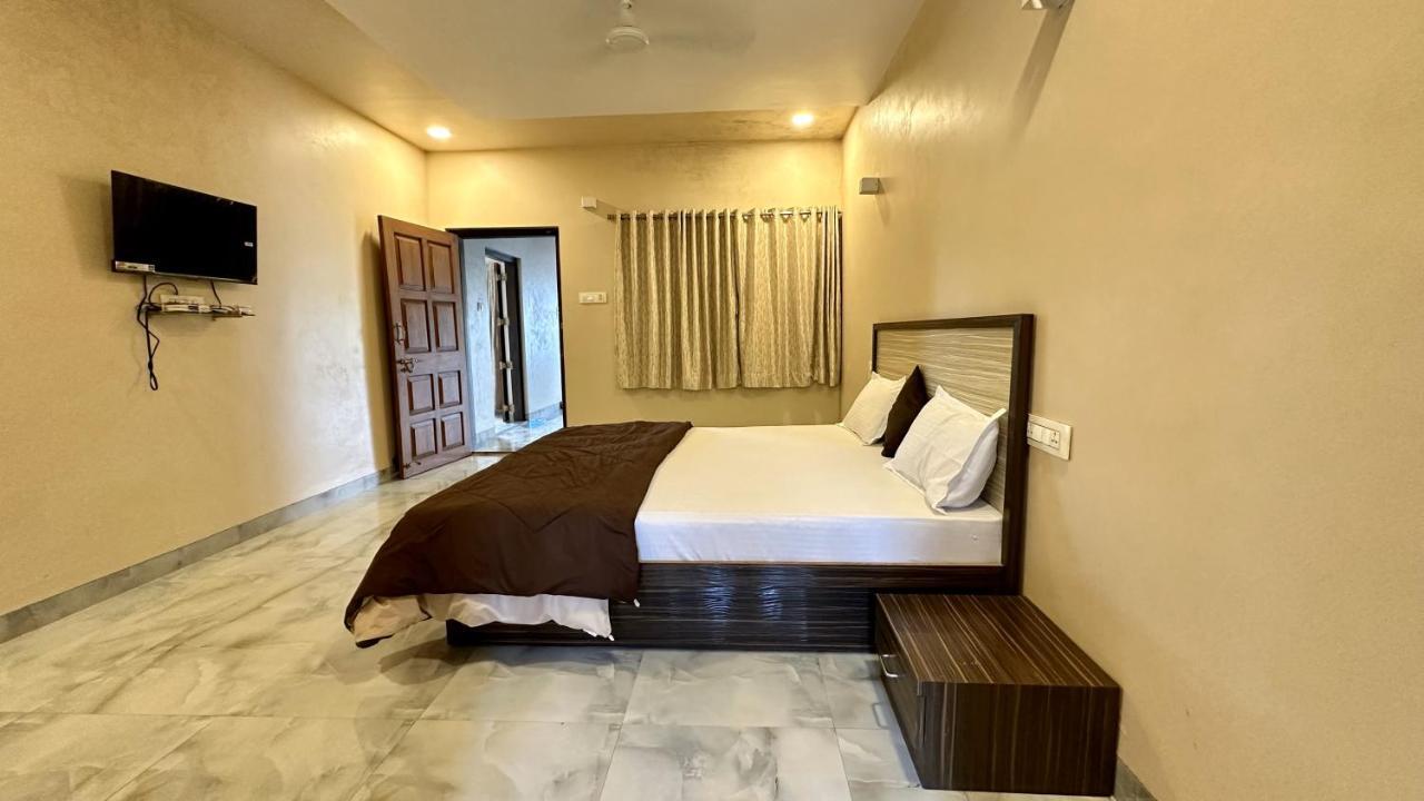 Coral Bay Villa Kashid 外观 照片