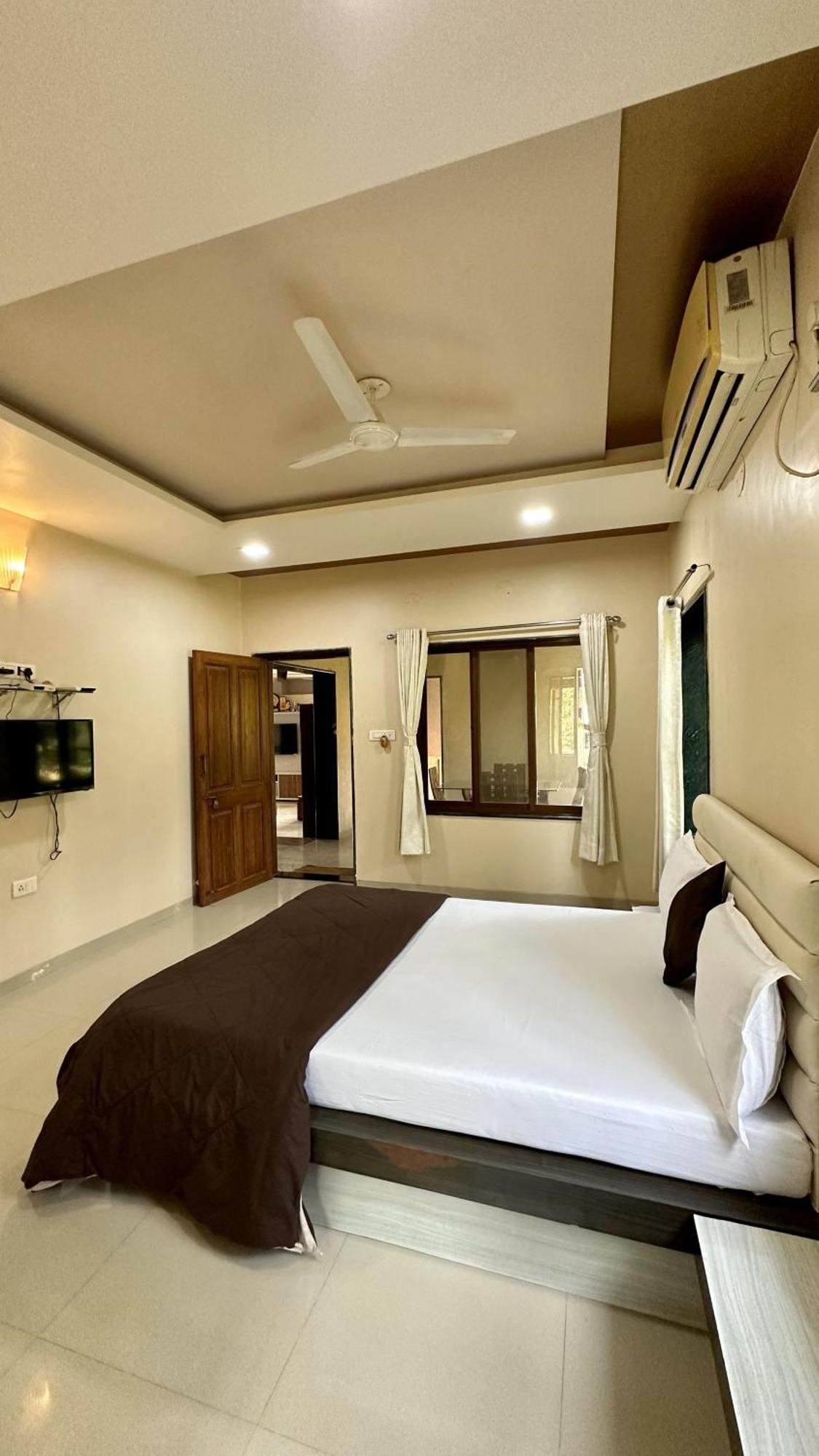 Coral Bay Villa Kashid 外观 照片